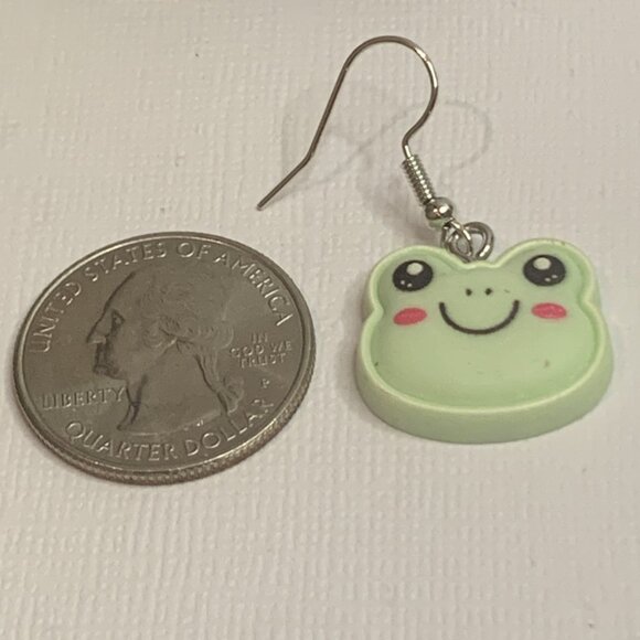 Frog Earring, Amphibian Earring, Frog Jewelry, Silly Animal Earring, Gift Idea - Picture 7 of 8
